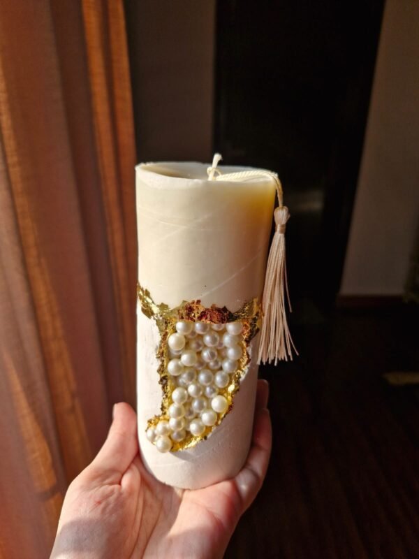 WhatsApp Image 2026-01-01 at 12.54.34 PM (2) Artisan candle