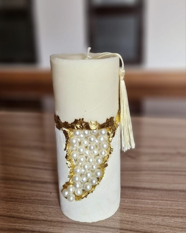 WhatsApp Image 2026-01-01 at 12.54.34 PM Artisan candle